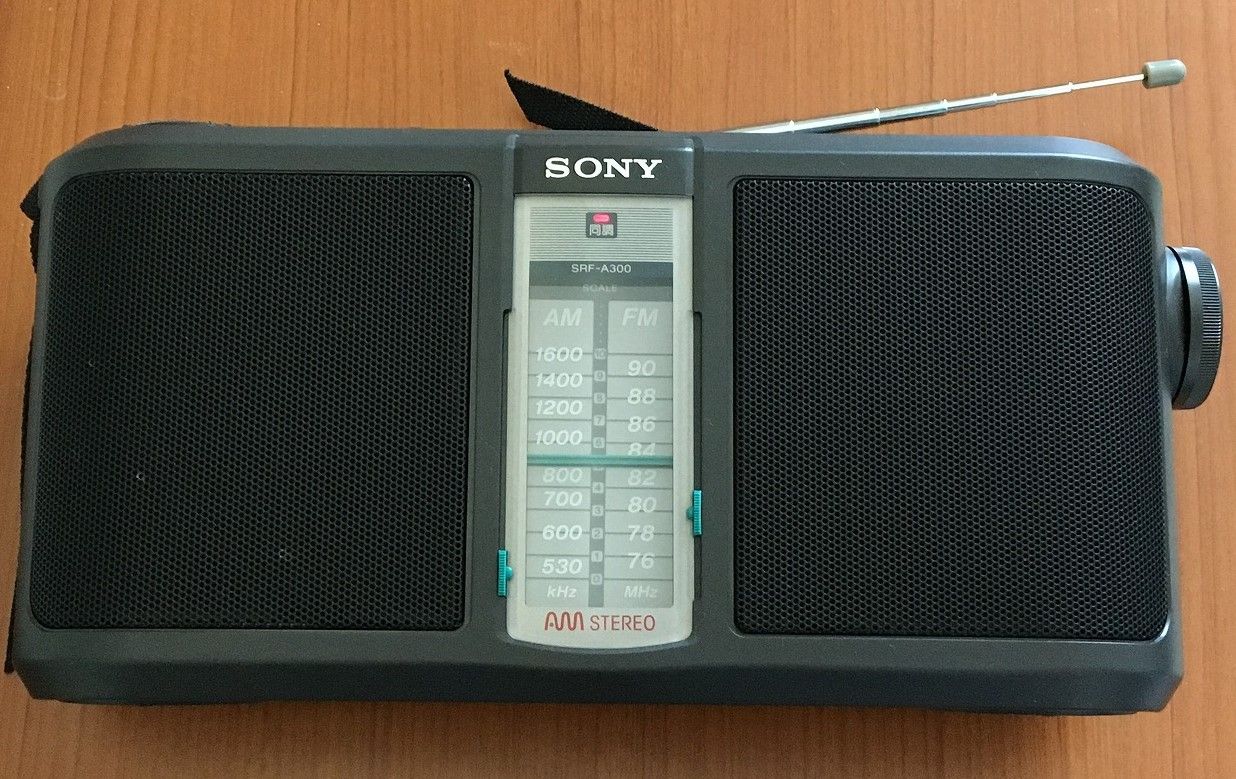 SONY SRF-A300 AMステレオ FMステレオ ポータブルラジオ-