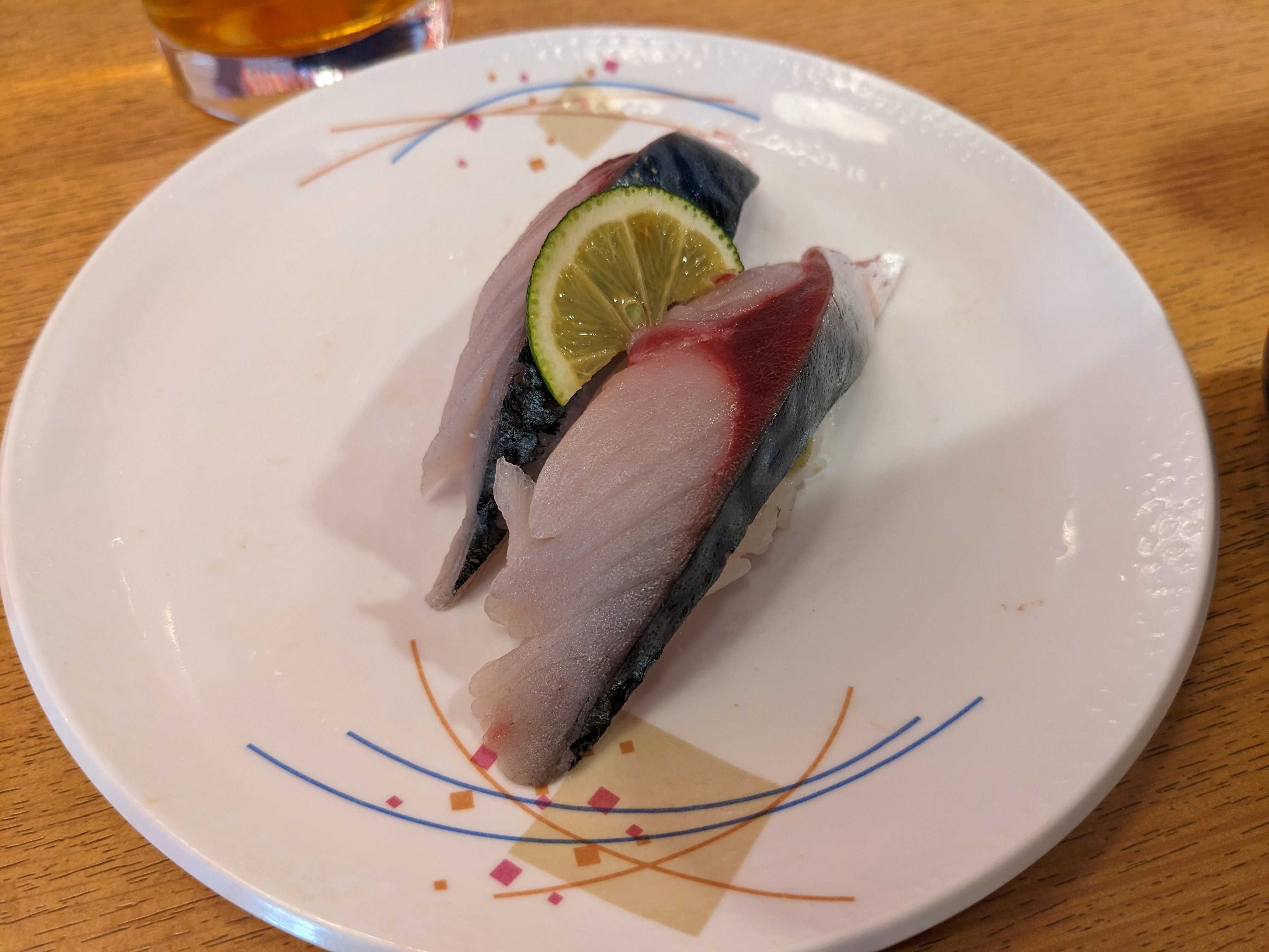金沢まいもん寿司のすだちサバ