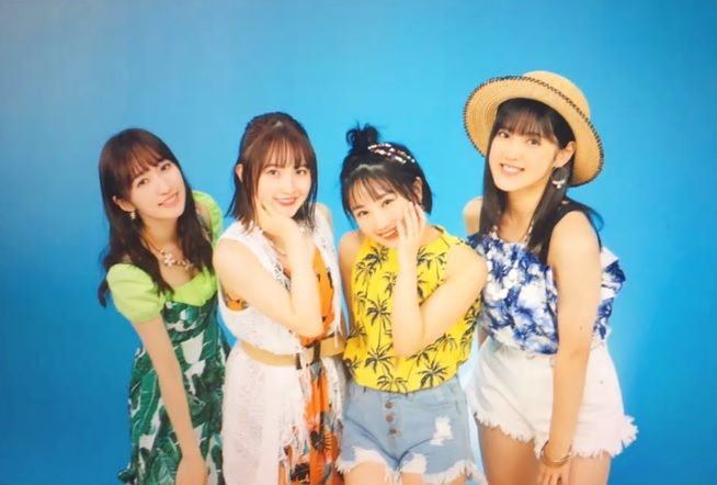 森戸知沙希・船木結・山木梨沙・小関舞（カントリー・ガールズ）】夏