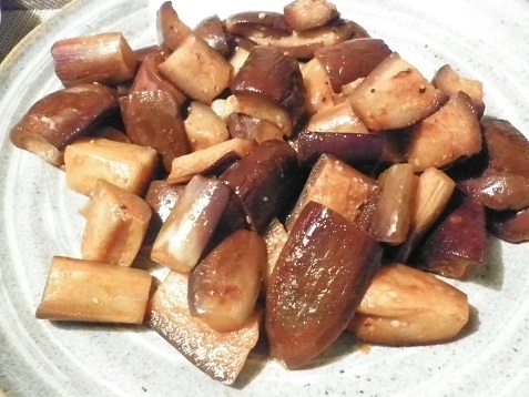 茄子の白ワイン炒め