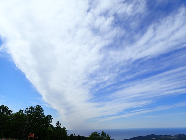 P5273322雲.jpg