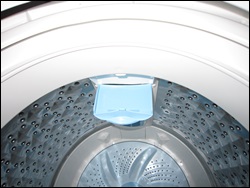 AW-70GL　東芝洗濯機　洗剤・漂白剤投入口