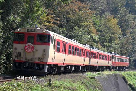 JR四国のキハ47系たらこ色編成 | ブログ「鉄道幻灯館」 - 楽天ブログ