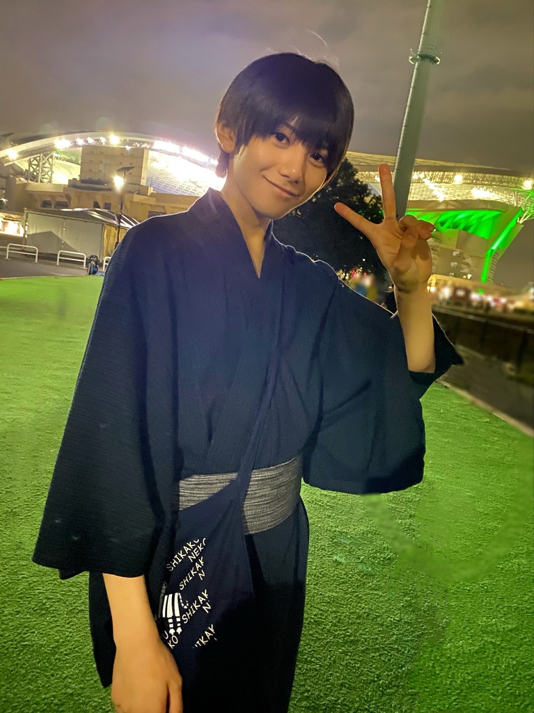 佐藤倖斗さん　ホリアクサイン入りTシャツ