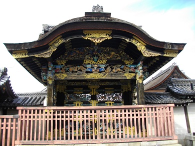 西本願寺唐門