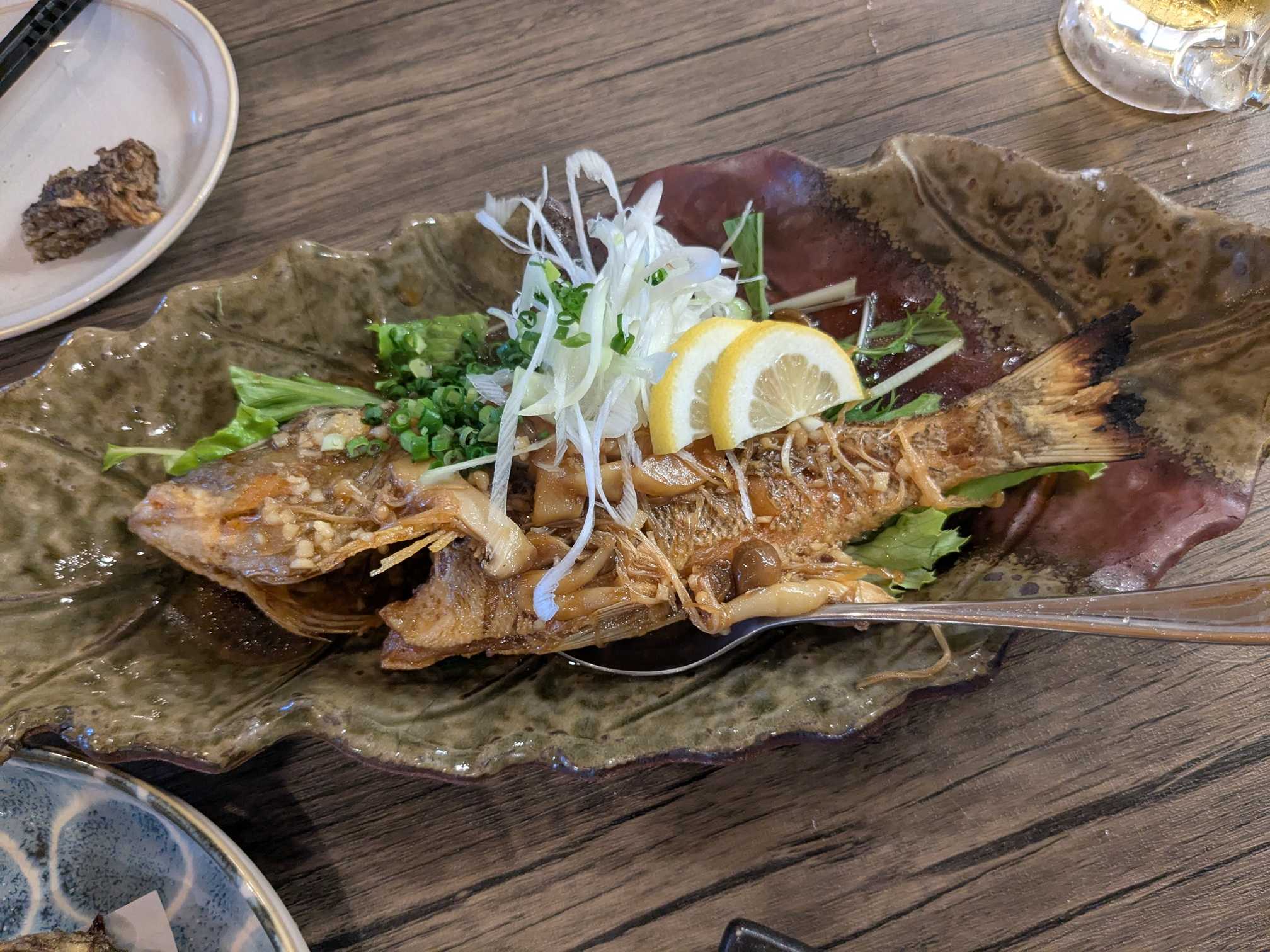 一隼(いちたか)　小学生連れ夕食　西表島産 島魚　一本魚