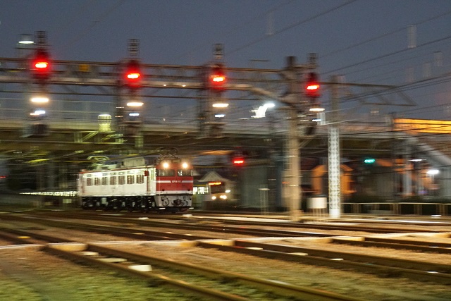 「上野東京ライン  常磐線 品川直通列車 大増発」ヘッドマーク ～ EF81 95牽引 品川チキ工臨4