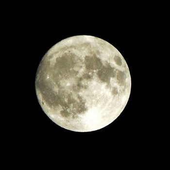 十四夜の月