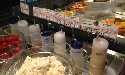 ベッセルホテルカンパーナ沖縄朝食ドレッシング