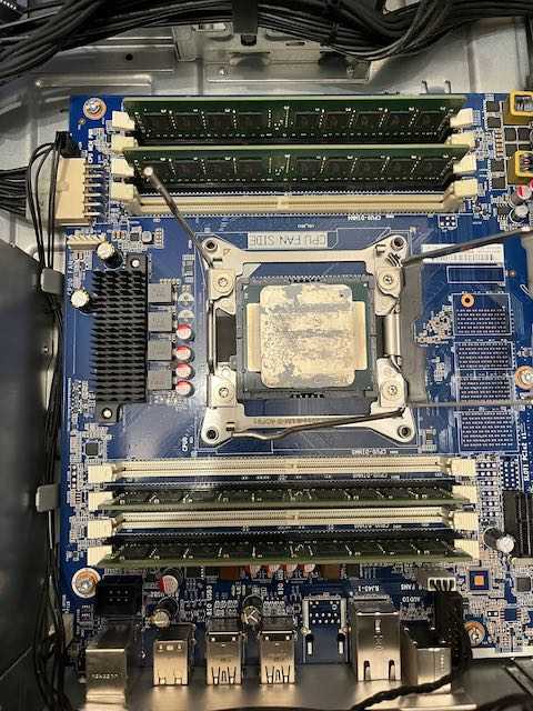 Z440 ワークステーション CPUワークステーションHP z440 Intel Xeon E5-1603 v3 32.8 1866