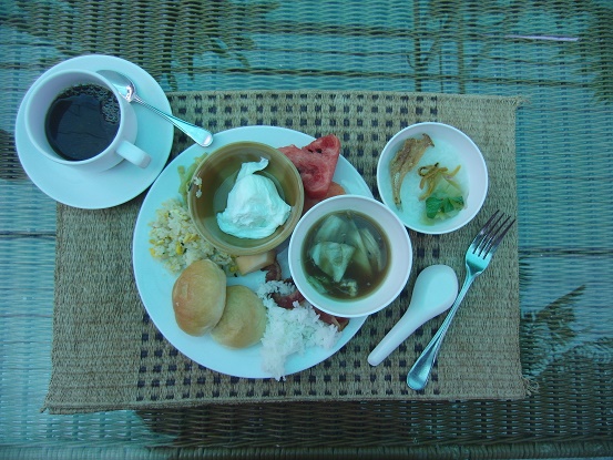 朝食