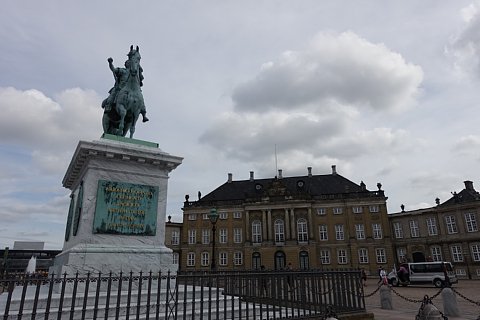 DSC01127rtw.jpg