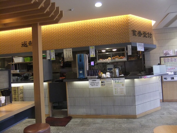 富士そば津田沼店の店内