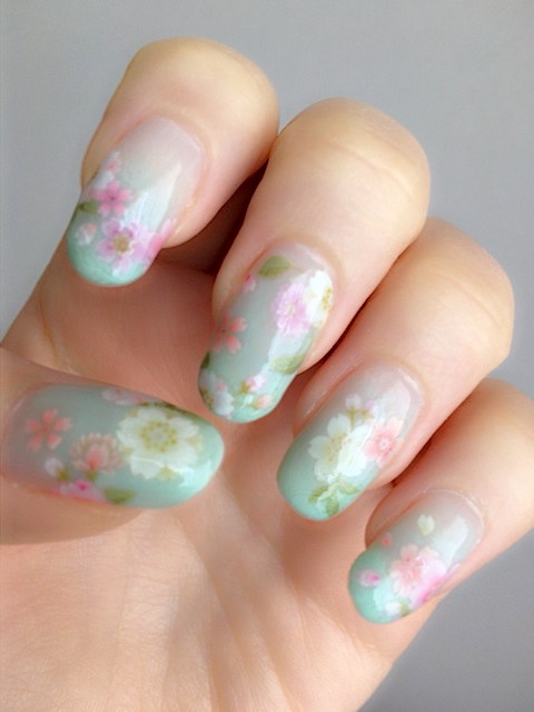 桜ネイル　左手