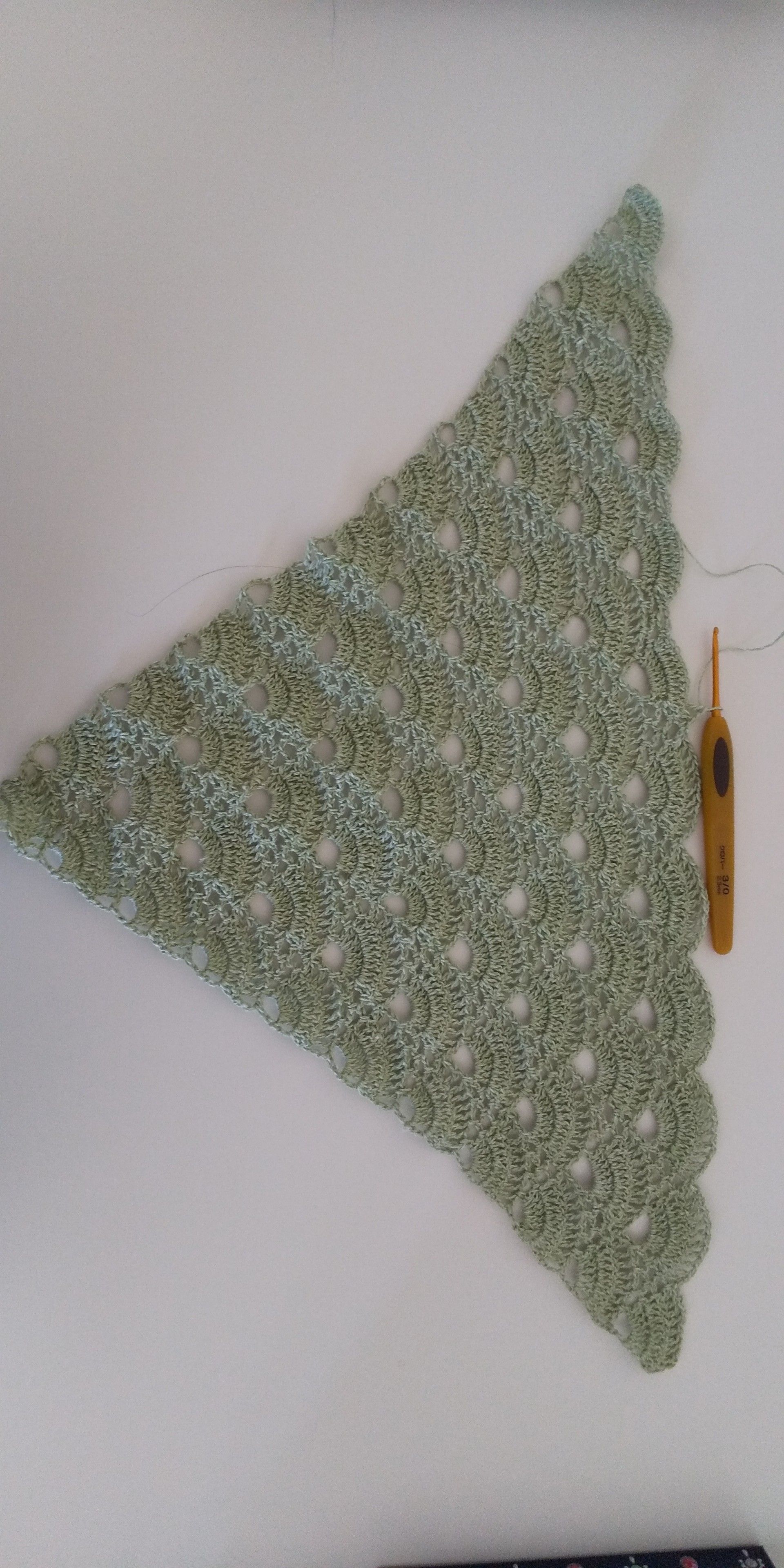 ショール 図 三角 編み すてきにハンドメイドの三角ショールをアルパカ毛糸で編んでみました