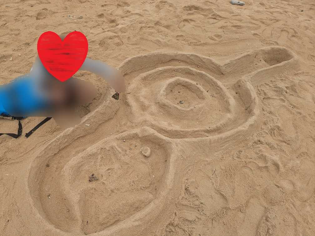 西表島　星砂の浜　子連れシュノーケリング　ヤドカリも一杯