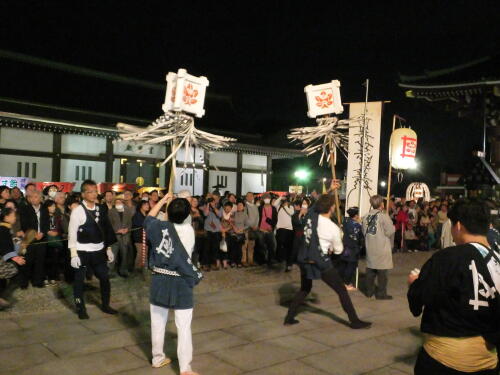 池上本門寺の万灯行列