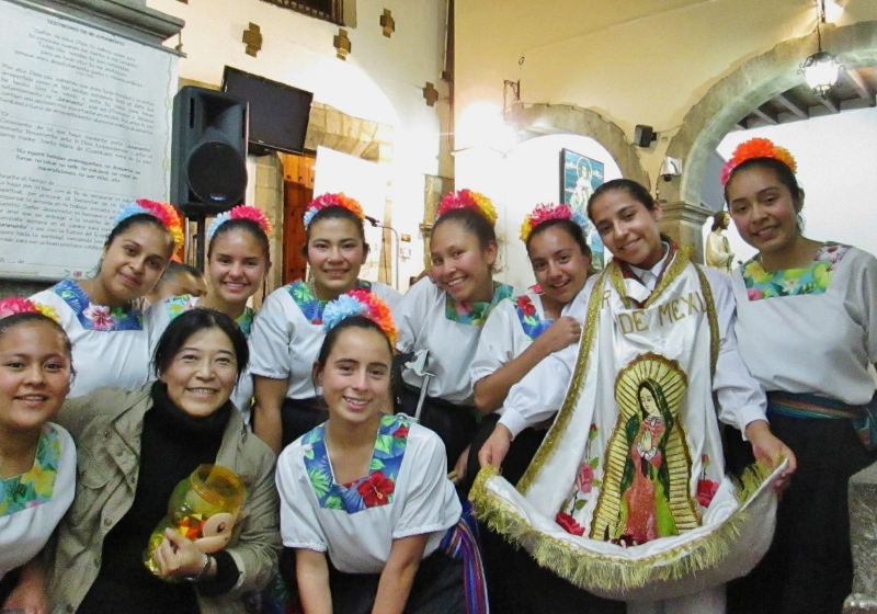 Mari Sano y Coro Villa de las ni?as