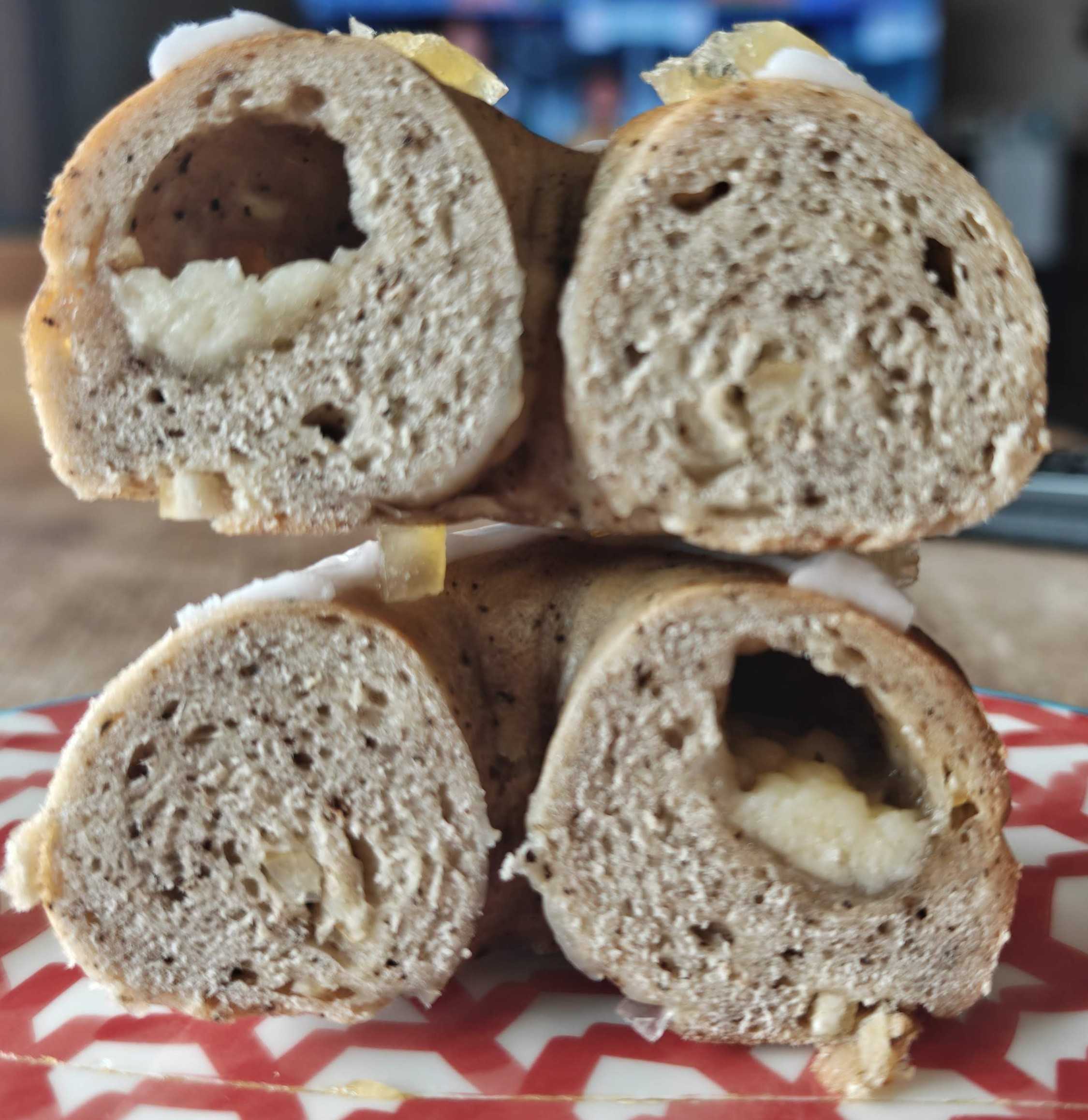 東京ベーグル屋さん　蔵前ZONO BAGEL　レモンピールとホワイトチョコ