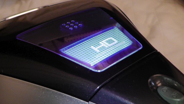 ふとん掃除機 パナソニック MC-DF500G　ハウスダストセンサーランプが青く光る