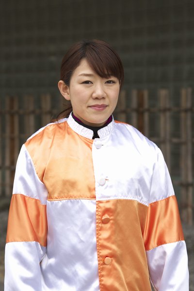 貸し服