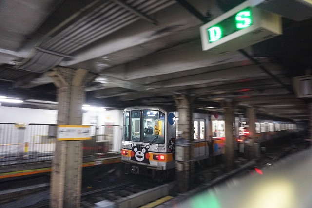 銀座線 01系 「くまモンラッピング電車」上野 & 渋谷3
