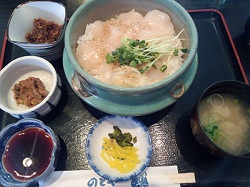 ホタテ丼