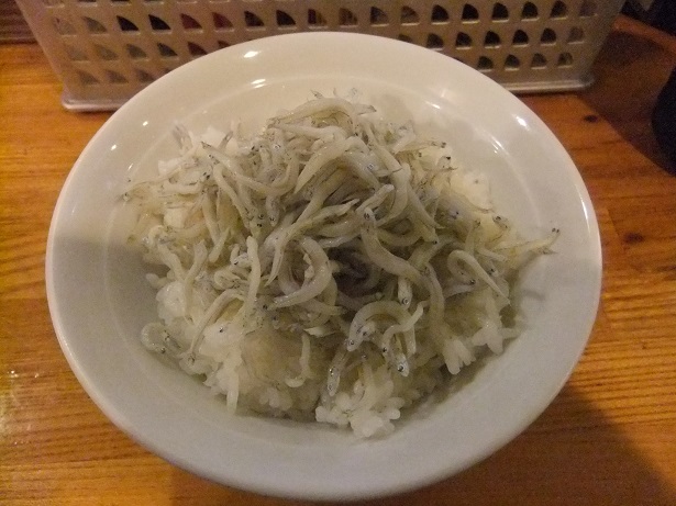 冠着＠大塚のミニ丼セット750円(しらす丼)