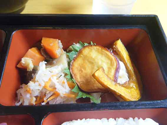 アメリカンステーションの「餃子」♪