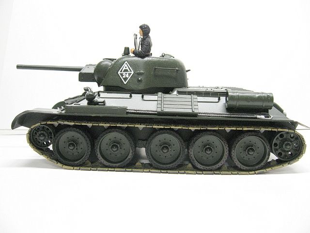 ドイツ軍を驚かせた「怪物」ソビエトT34/76戦車の出現