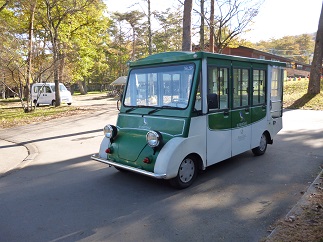 ホテル敷地内カー.jpg