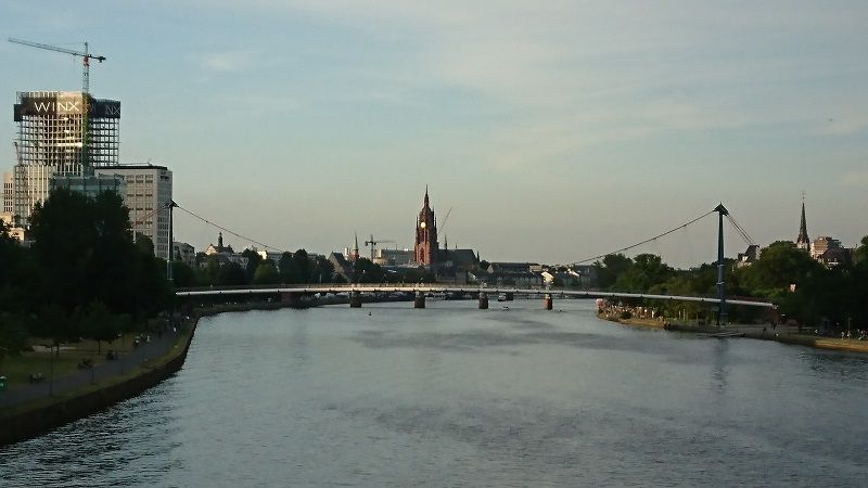 フランクフルトマイン川付近を散歩 海外志向のない人の赴任生活 楽天ブログ