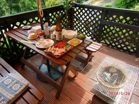 修理完了したテラスでランチ 012.jpg