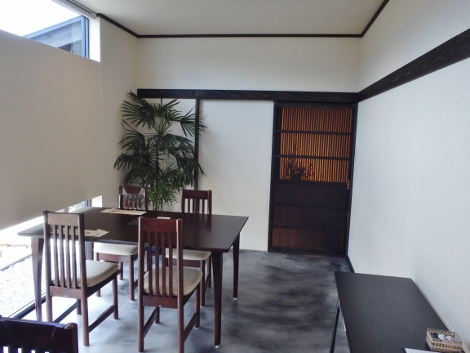 喜治店内