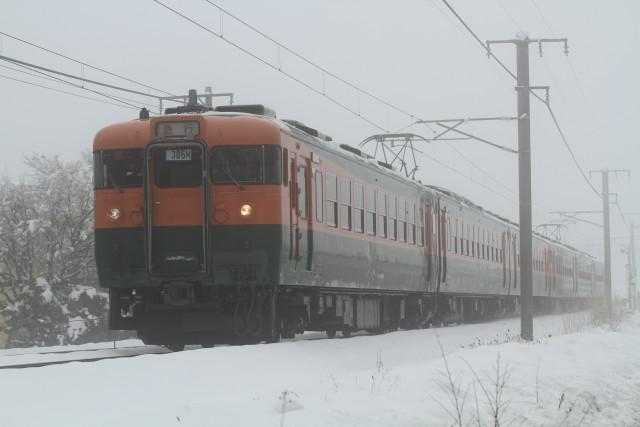 しなの鉄道  桜 .雪 .霧 .169系 国鉄 湘南急行色 6連2