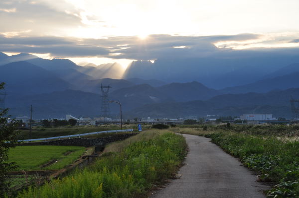 月と金星と剱岳