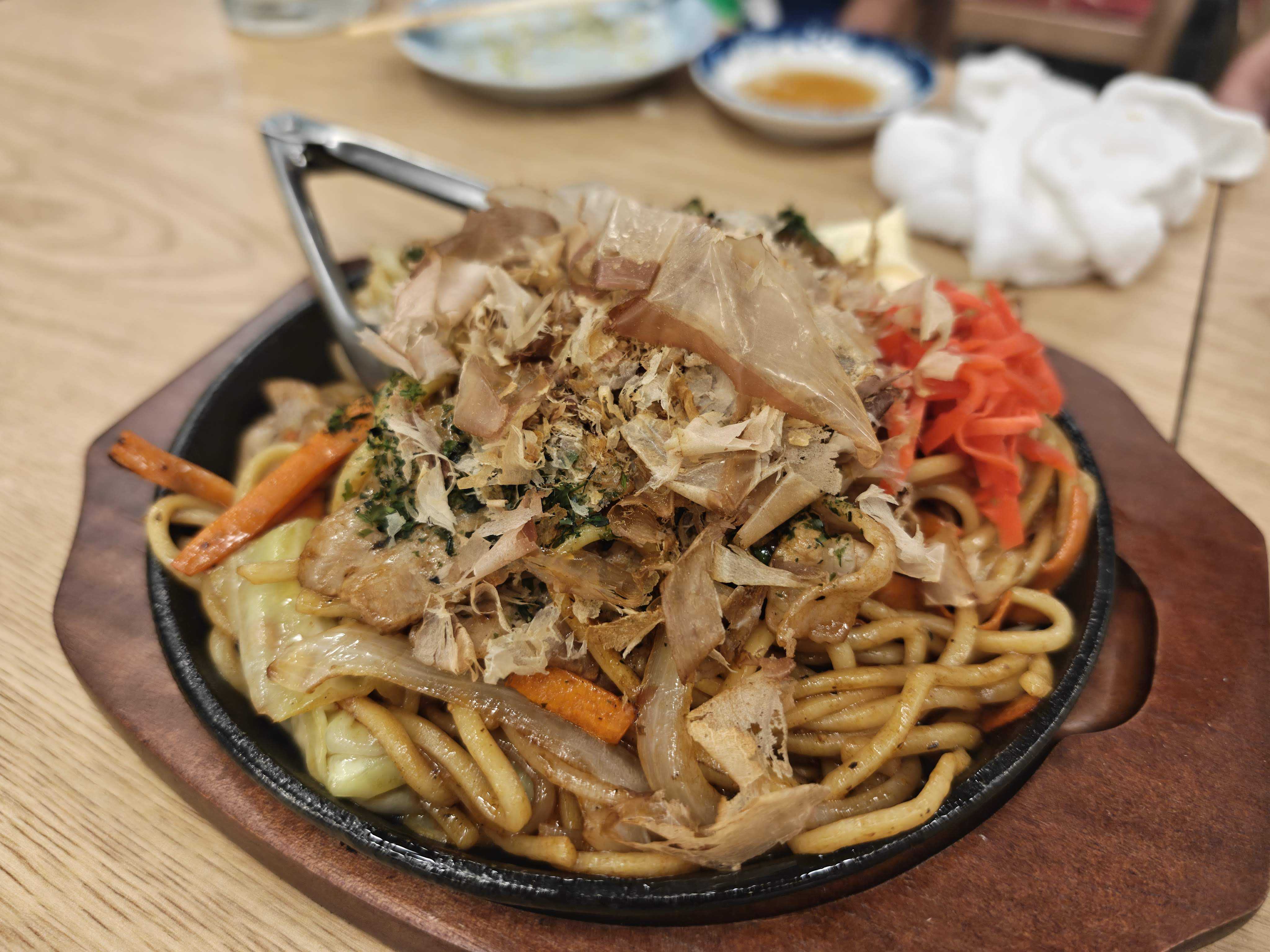 イオンモール津田沼サウス　大衆酒場 有頂天　　来連れ夕食　鉄板！豚玉焼きそば