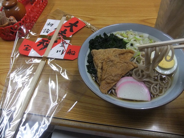 豊川稲荷境内美吉＠赤坂見附のきつねそば２