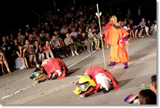 山代大田楽-25 獅子舞-5 15.8.2