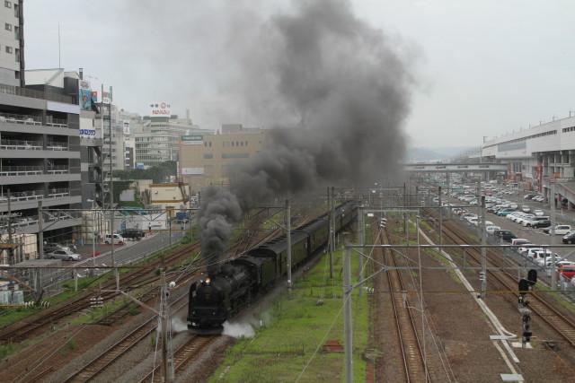 C61.東北本線 福島駅を行く2