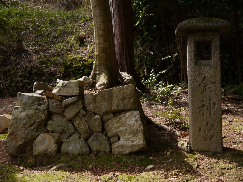 P1060455（八幡宮祭神）.jpg