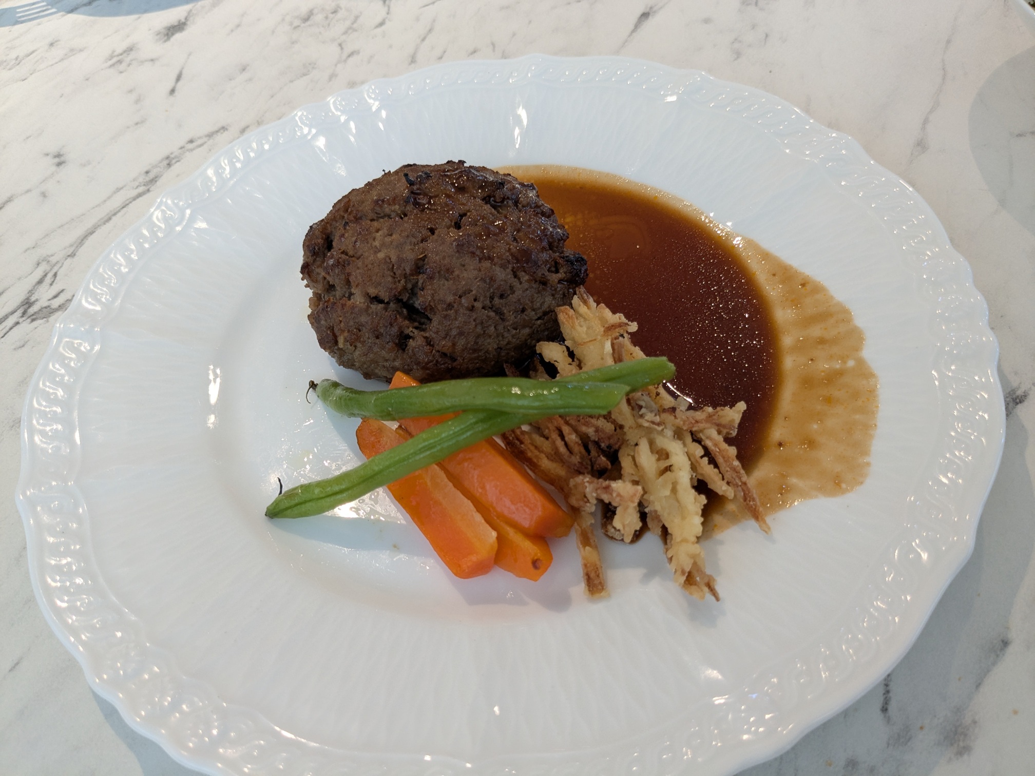 リチュエル ブラッスリー&カフェ虎ノ門 ランチ　A５等級　黒毛和牛のハンバーグ