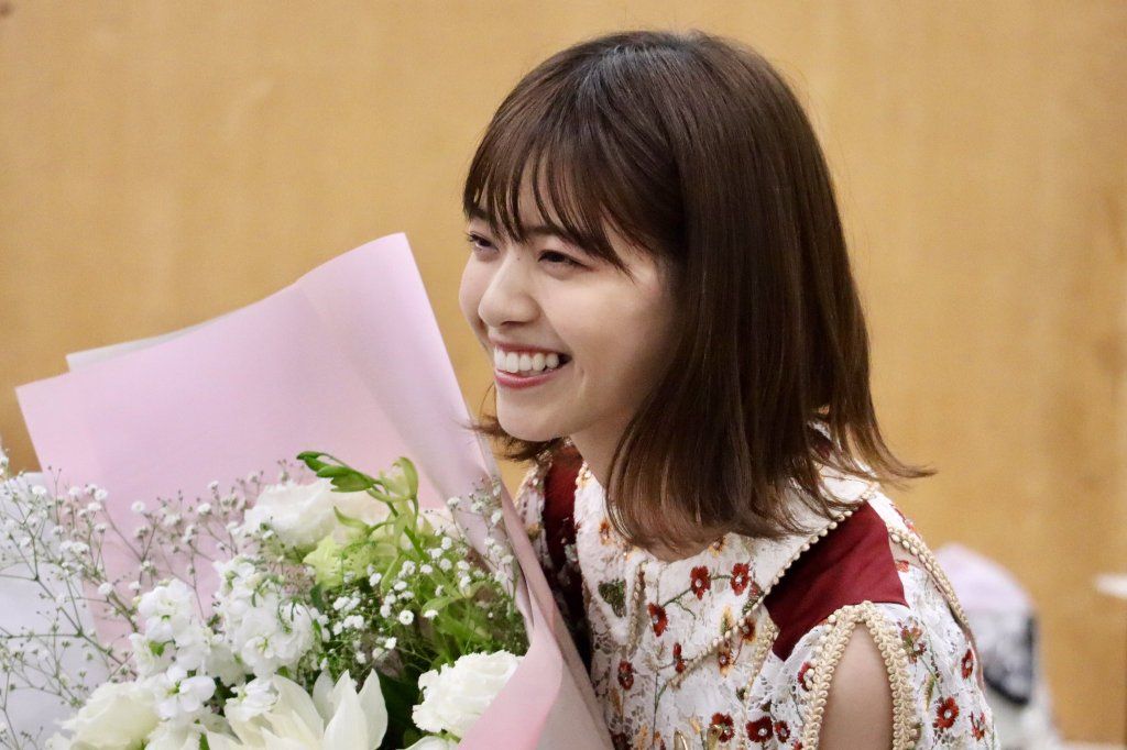 西野七瀬　笑顔 