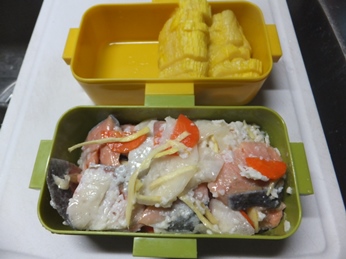 飯寿司、玄米漬け大根.jpg