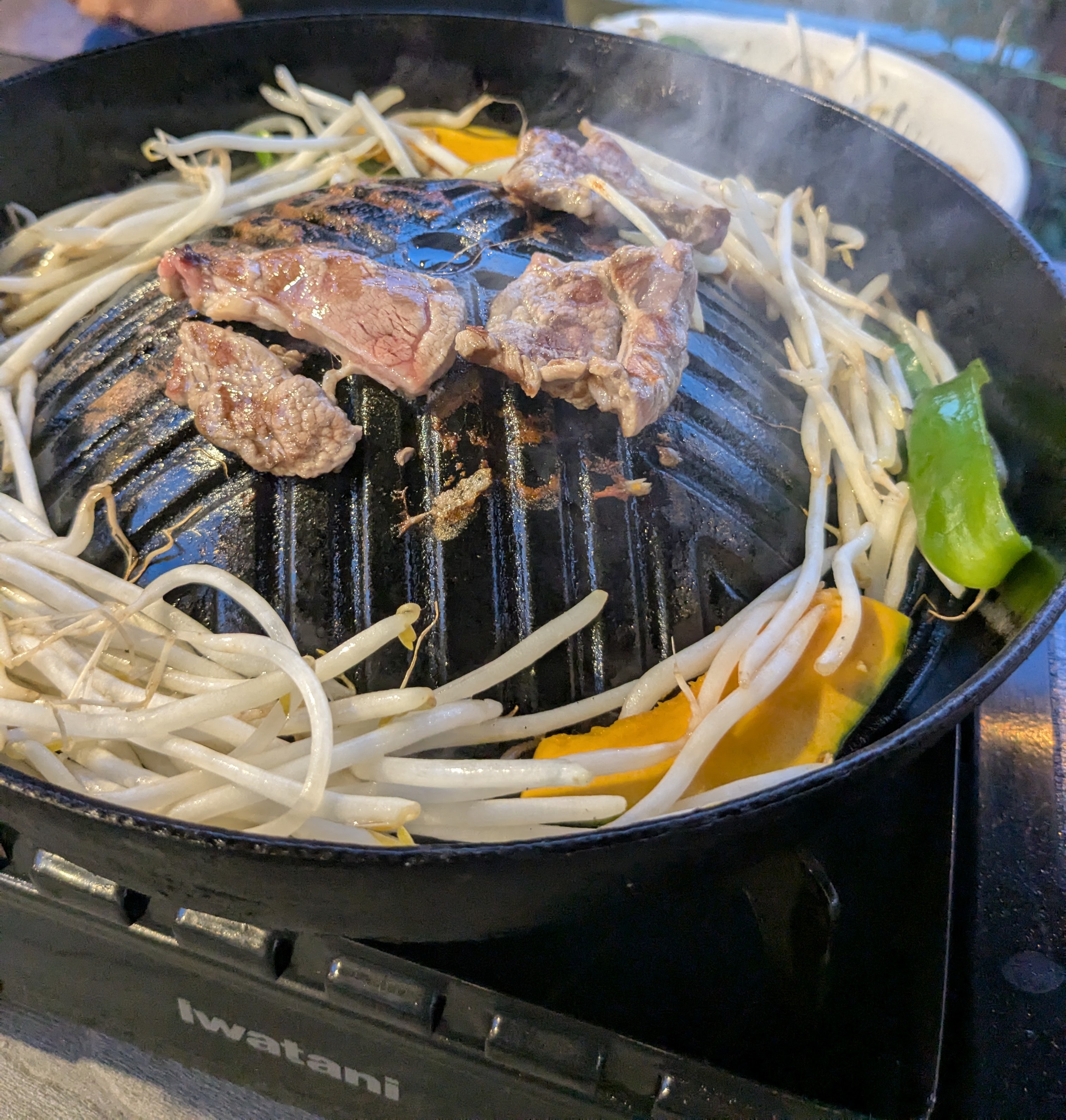千葉県勝浦市　子連れ夕食　ジンギスカン庭
