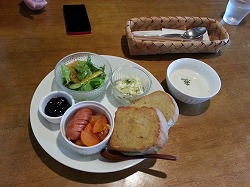 メデル　ランチプレート