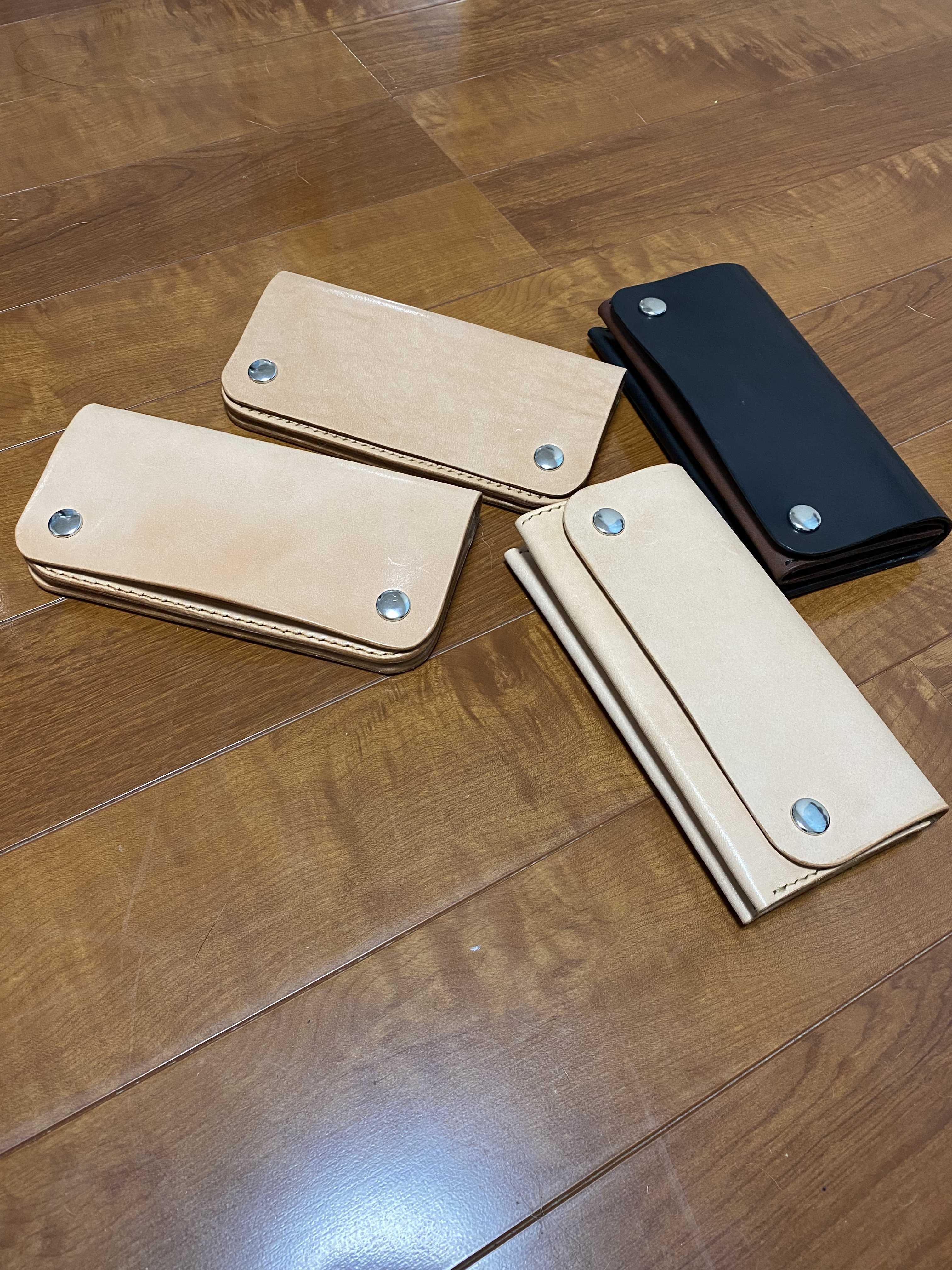 レザークラフト　革小物作ってます