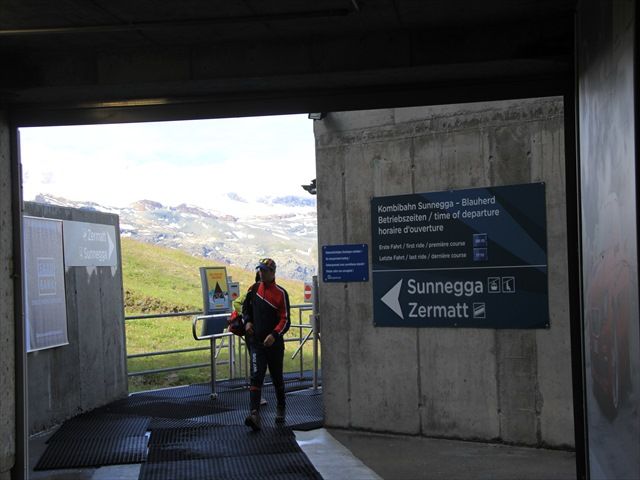 スイスの旅 14年 ー12 スネガ展望台からブラウヘルトの花畑へ おじん０５２３のヒロ散歩 楽天ブログ