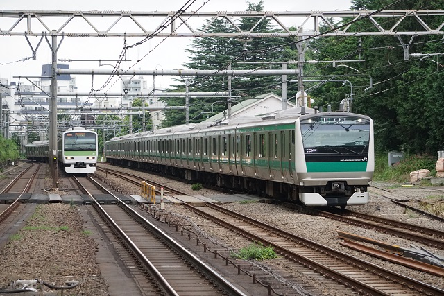 山手線 新型235系 向日葵 & 231系 ガリガリ君4