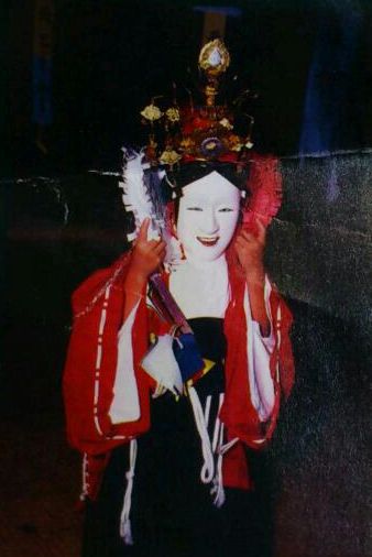 謎の美女